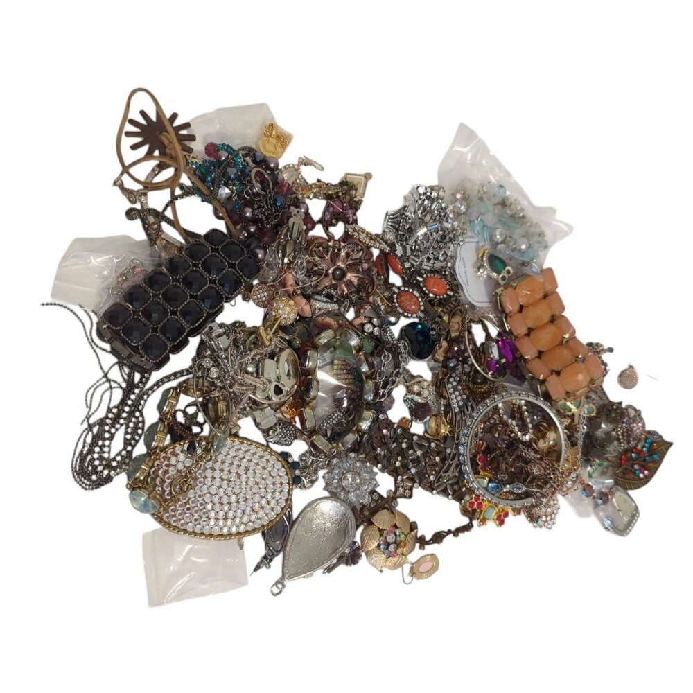 Mixed Costume Jewelry Lot 3 Lbs 6.8 oz VTG & Modern Necklaces Bracelets Earrings